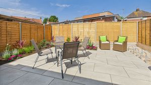 Photo 7- click for photo gallery